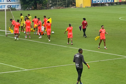Farías arma su primer once en Barcelona SC para la Noche Amarilla.