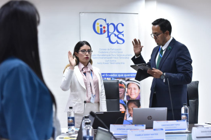 Cynthia Jacho, quien en la etapa preliminar obtuvo 17,50 de 50 puntos, preside la Comisión Ciudadana de Selección del concurso para fiscal general.