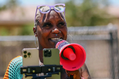 Shirley Raines tenía campañas para apoyar a los desamparados.