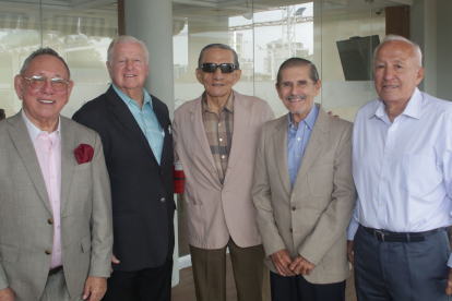 Ramón Izurieta, Hernán Uscocovich, Leonardo Chico, Jaime Vera y Washington Zurita, los organizadores del encuentro.