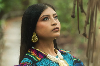 Ñusta Picuasi para el lente de EXPRESIONES