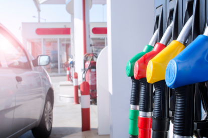 ExxonMobil se adjudica su primer contrato de importación de combustibles en Ecuador con 2,65 millones de barriles de gasolina de alto octanaje.