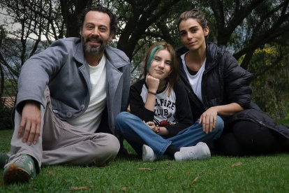 Elenco de Los Ahogados, encabezado por Giovanna Andrade.