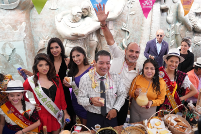 El Carnaval Bakansote 2026 arranca con fuerza en Azuay, celebrando la tradición, la cultura y la alegría popular.