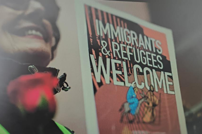 En Estados Unidos, ciudadanos norteamericanos están opuestos a la persecución que enfrentan los migrantes latinos.