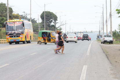 En las últimas semanas, la vía a Daule ha sido escenario de varios accidentes.