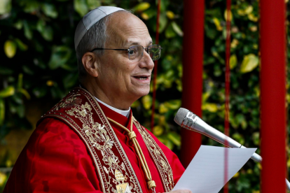 León XIV, en su primera Semana Santa como pontífice, marca distancia de las tradiciones instauradas por Francisco durante las celebraciones litúrgicas.