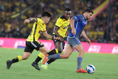 Emelec y Barcelona se enfrentarán dos veces en la primera fase de la LigaPro.