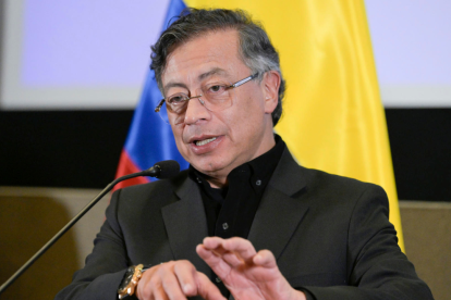 Imagen referencial. Gustavo Petro en un acto oficial. El cártel colombiano suspendió diálogos tras el pacto Petro-Trump contra alias ‘Chiquito Malo