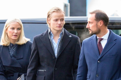 Marius Borg Høiby se enfrentó a los cargos en su contra. Detalló la postura sexual y negó la grabación de videos o el contacto digital