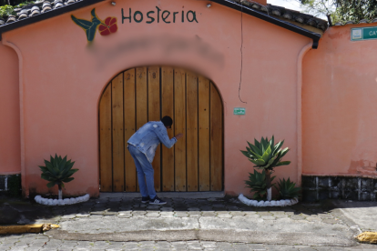 Un encargado de la hostería dijo que no había atención.