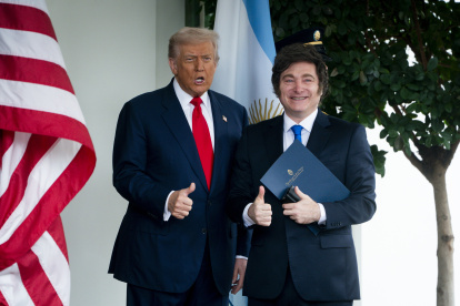 El presidente de Estados Unidos,Donald Trump y de Argentina, Javier Milei.