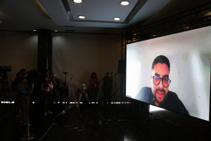 El juez anticorrupción Carlos Serrano compareció ante la Comisión de Fiscalización de forma telemática por el juicio político a Mario Godoy.