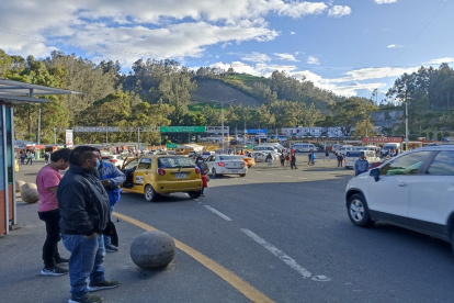 Ecuador aplica desde el 1 de febrero de 2026 una tasa del 30 % para las importaciones que provienen de Colombia.