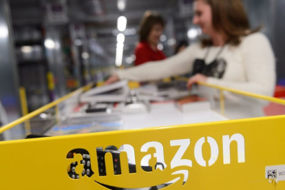Uno de los centros logísticos de Amazon.