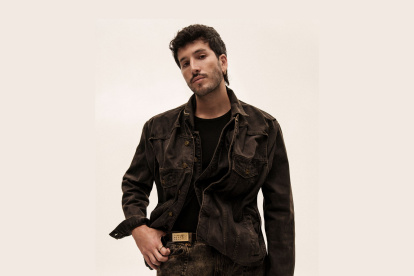 Sebastián Yatra para el tour Entre tanta gente.