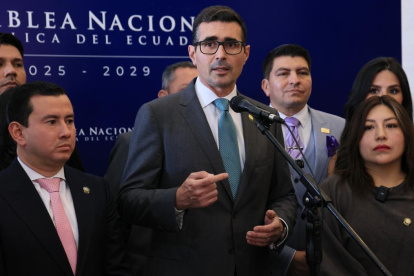 El asambleísta de ADN, Andrés Guschmer, se refirió a la detención del alcalde de Guayaquil, Aquiles Álvarez, por el caso Goleada.