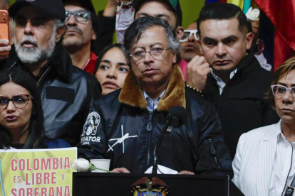 El presidente Gustavo Petro denunció un intento de asesinato y relató cómo logró escapar, en un acto público donde reafirmó la soberanía de Colombia.