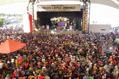 Carnaval en la Plaza Cívica de Samborondón