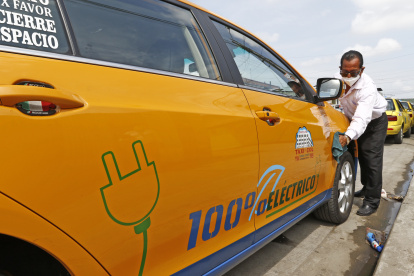 El Gobierno establece incentivos tarifarios para las electrolineras.