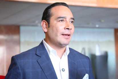 El CAL resolvió suspender por nueve días sin remuneración al asambleísta Juan Andrés González Alvear.