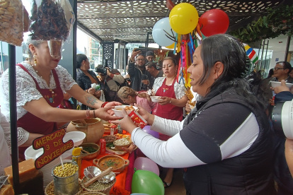 La gastronomía de Ecuador atrae turismo.