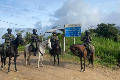 La libertad de prensa en América Latina enfrenta un deterioro acelerado debido a asesinatos, agresiones y mecanismos de censura.