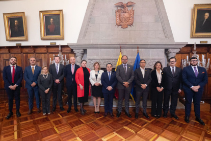 Varias autoridades de la UE y Ecuador, durante la presentación del Programa Tinkuy