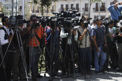 Organizaciones de periodistas y trabajadores de la comunicación solicitaron la derogatoria de los lineamientos de acreditación y acceso a la prensa de las FF.AA.