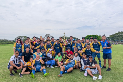 Liga Jardines del Salado coronó a Vicentinos en emotiva final.