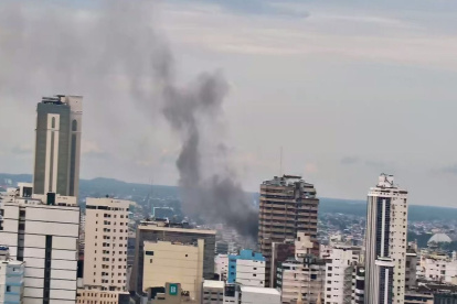 Guayaquil. El incendio se registró la mañana de este domingo 15.