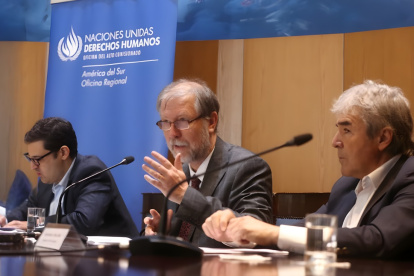 Jan Jarab (centro), representante regional de ONU Derechos Humanos, afirmó que el fallo del caso Malvinas es un “paso significativo” contra la impunidad.