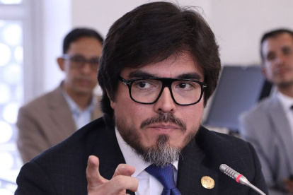 José de la Gasca volvió a negar que su participación en el concurso para fiscal general responda a intereses del Ejecutivo.