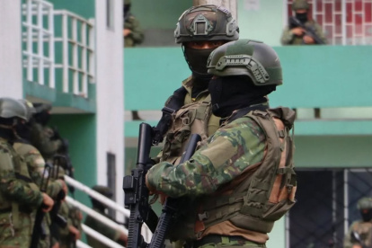 La Fiscalía informó que la muerte del joven se registró durante un "procedimiento ejecutado por las Fuerzas Armadas en Milagro", provincia del Guayas.