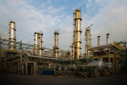 Refinería Esmeraldas permanece sin procesar crudo pese a su capacidad de 110.000 barriles diarios.