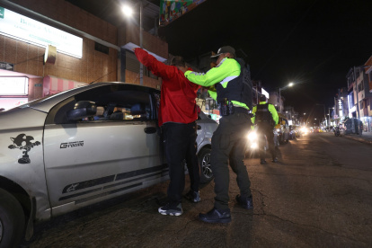 Controles. Operativos policiales refuerzan seguridad en zonas conflictivas como Solanda.