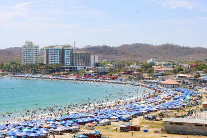 Las playas son unos de los destinos más visitados en feriado.