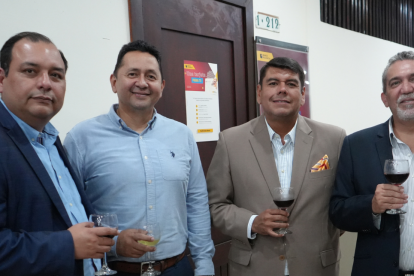 Juan Luis Aguirre, Mauricio Garzón, César Salazar y José Luis Jouvin.