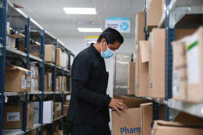 El IESS anunció el inicio de un proceso público para adquirir insumos y dispositivos médicos.