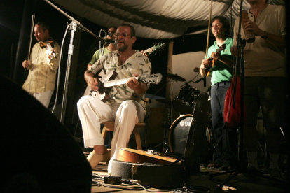 Históricos músicos como Héctor Napolitano participarán en el recital.