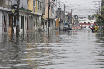 Diferentes sectores de Guayaquil se han visto afectados por las recientes lluvias.