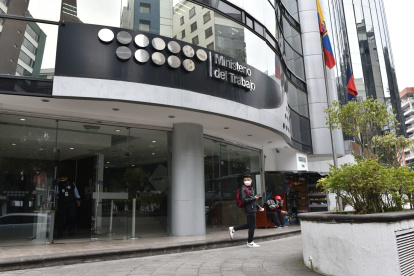 El Ministerio de Trabajo emitió un acuerdo que permite fijar nuevas reglas en los contratos, siempre que haya consenso.