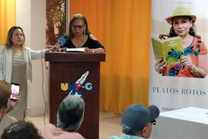 La autora presentó el libro en Guayaquil recientemente. El 21 de febrero la obra tendrá un lanzamiento en Quito.
