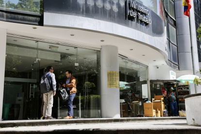Quito. El Ministerio del Trabajo, dirigido por Harold Burbano, inscribe y levanta los impedimentos laborales.