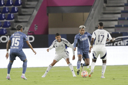 El juego entre Emelec y Universidad Católica válido por la fecha 1 de la LigaPro 2026 fue postergado.