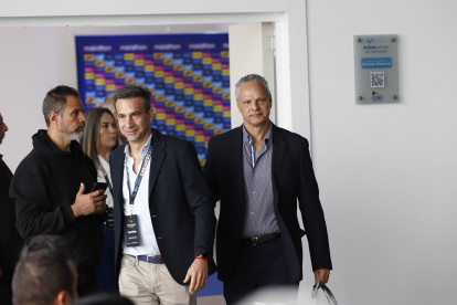 Esteban Paz, exdirigente de Liga de Quito, hoy de Leones FC, es el candidato de la lista opuesta.