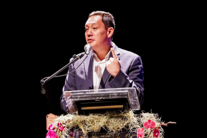 El alcalde de Cuenca, Cristian Zamora, es investigado por la Fiscalía debido a un presunto enriquecimiento ilícito.