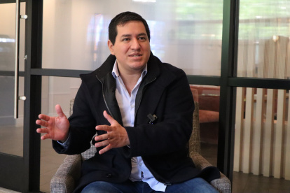 Andrés Arauz, secretario de Revolución Ciudadana, hizo la denuncia sobre el proeceso dle CNE.