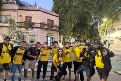 Saby sufrió un corte en la frente tras el impacto del balón en su rostro.