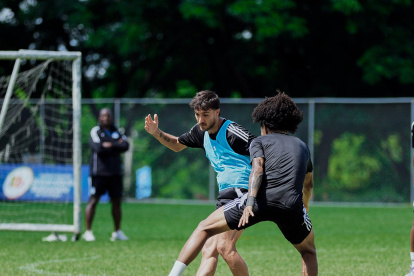 Emelec se prepara para debutar en la LigaPro 2026.